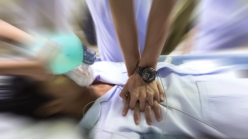 Earlier Epinephrine in Cardiac Arrest Tied to Better Outcomes