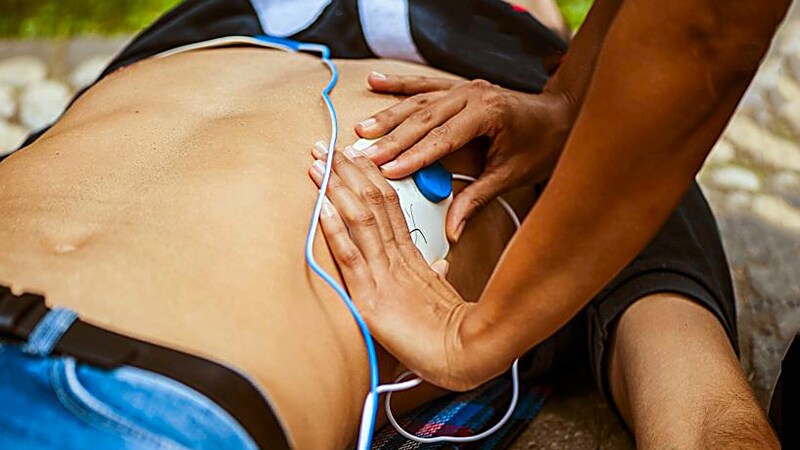 In Refractory VF, DSED or VC Defibrillation Both Beat Standard Tx