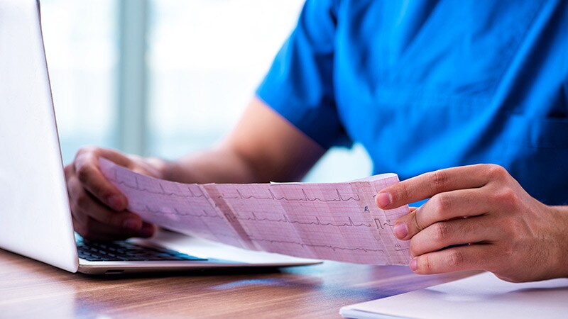 Ablation Cuts Burden of Post-MI Drug-Resistant, Shocked VT