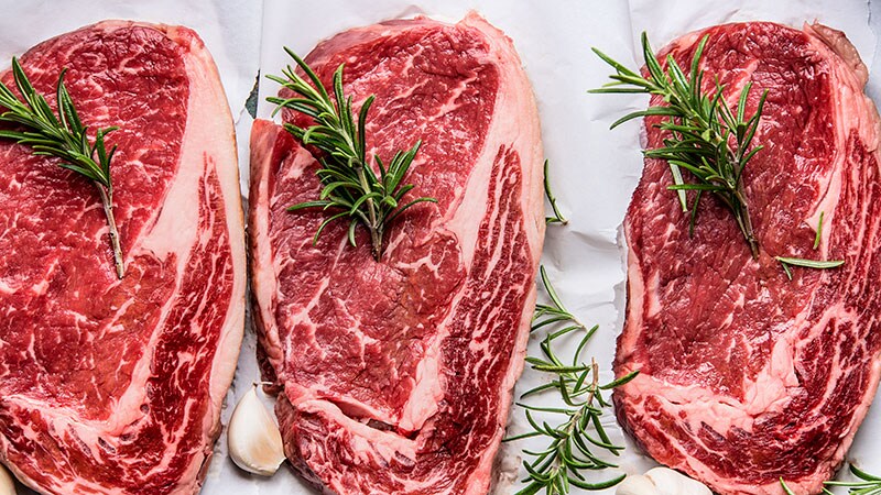 Meat-Heavy Diets May Lead to Ulcerative Colitis Flares