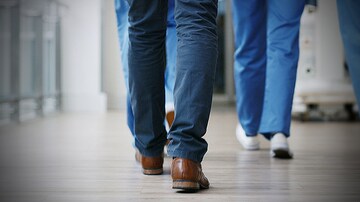Spinal Cord Stimulator Restores Parkinson Patient's Gait 