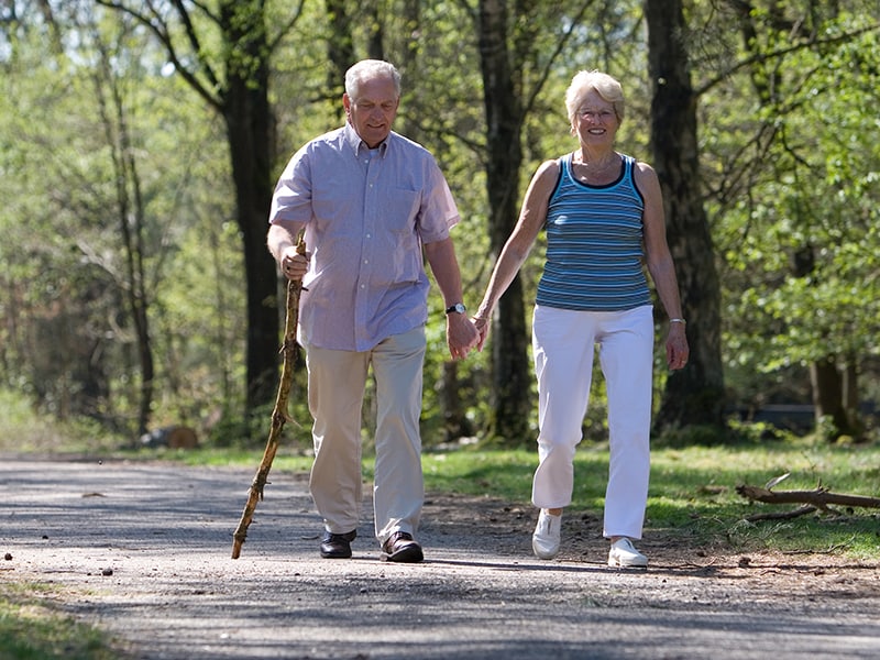 CLEVER-Studie: Langfristig ist Gehtraining so gut wie Stents