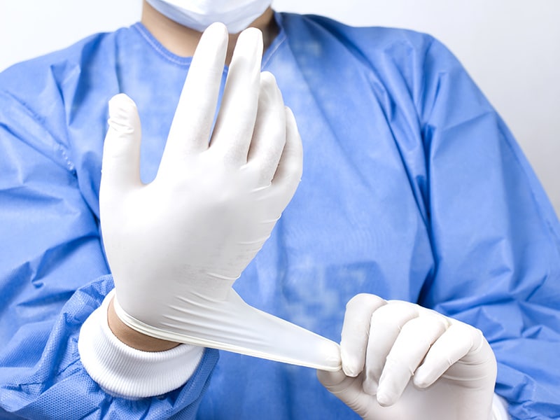 Incitar lanzadera Buzo Decisión final: La FDA prohíbe los guantes con talco en las intervenciones  quirúrgicas y en la práctica clínica