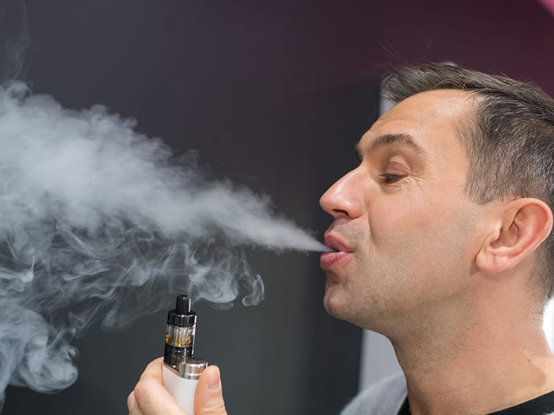 Les e-cigarettes à haute puissance inductrices d'hypoxémie artérielle chez  des fumeurs coronariens