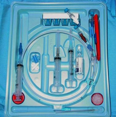 Central venous catheter equipment. Courtesy of Wik