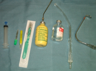 Some equipment used for the incision and drainage 