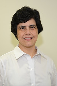 Dra. Renata Perez