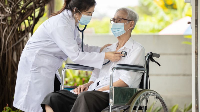 Podemos reduzir a mortalidade por covid-19 nas casas de repouso?