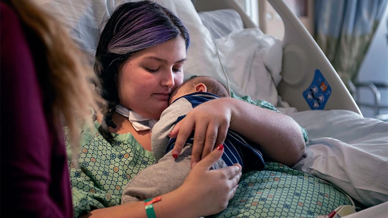 COVID-Stricken Mom Reunites With Baby 2 Months After Birth