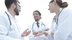 Physician Incomes Begin to Recover From Pandemic: Survey