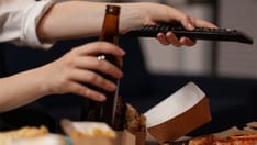 Healthy Diet, Less News Were Key to Preventing Anxiety, Depressive Symptoms During COVID