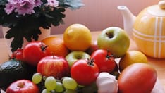 More Evidence Flavonols in Tea, Fruit, and Veg Preserve Memory, Cognition