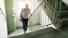 Ask Knee OA Patients About Stair Climbing Difficulty