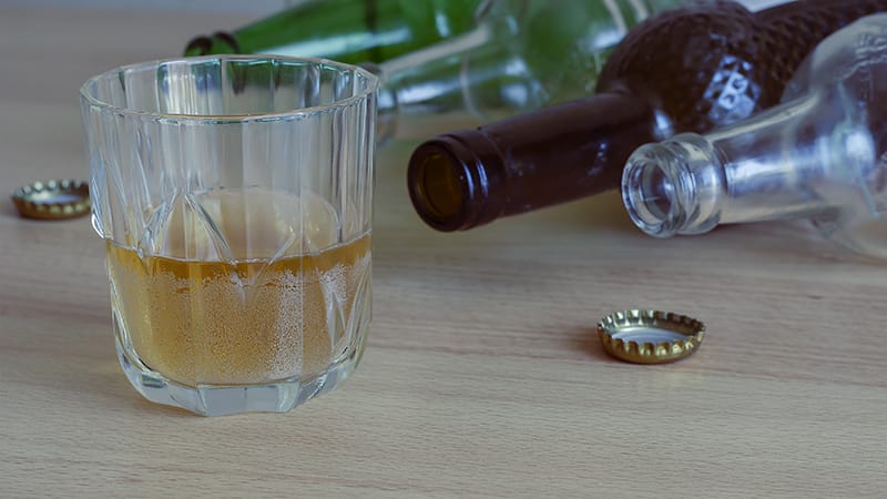 Photo: univadis.fr The True Social Cost of Alcohol in France: Taxes vs. Expenses