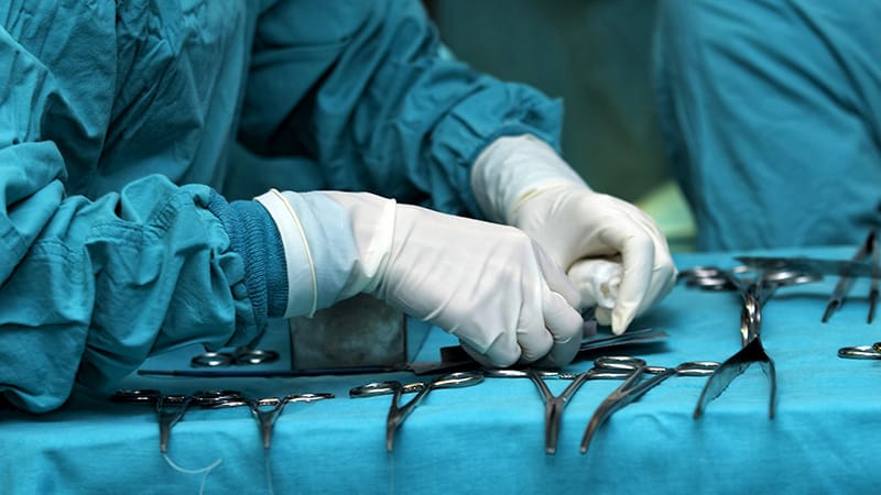 Prior Bariatric Surgery Lowers Postop Risk Over GLP-1s