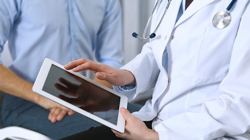 Novel Screen Quickly IDs Mental Illness, SUD, Suicide Risk