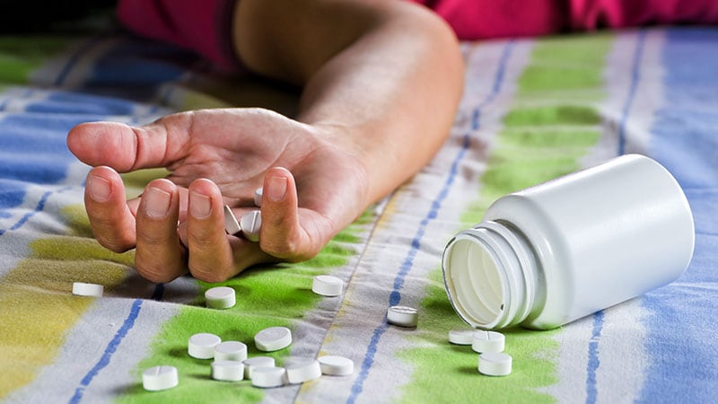 Le traitement par agonistes opioïdes est sous-utilisé, selon les données