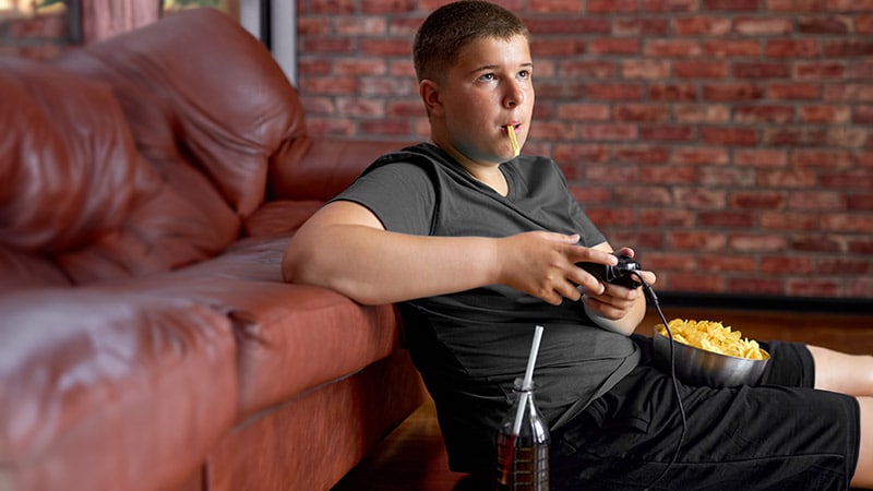 Food Marketing on Video Games Tied to Teen Eating Behavior