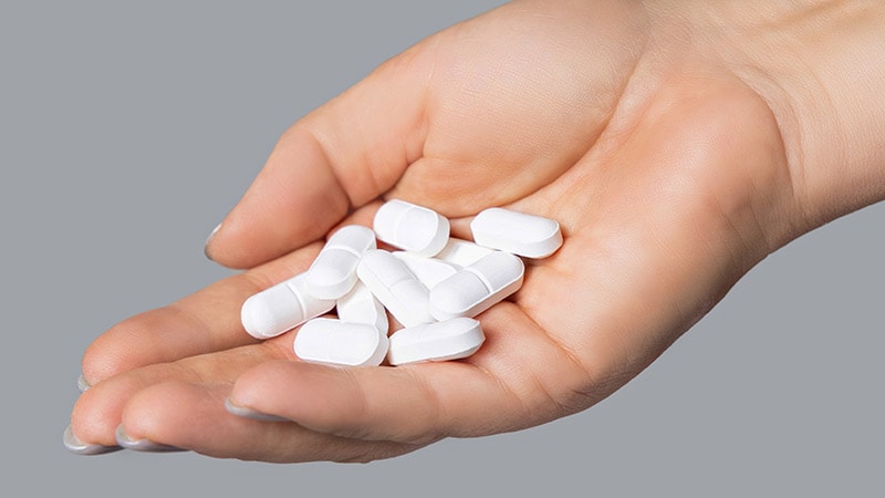 ‘Paracetamol Challenge’ Risks Fatal Consequences for Teens thumbnail