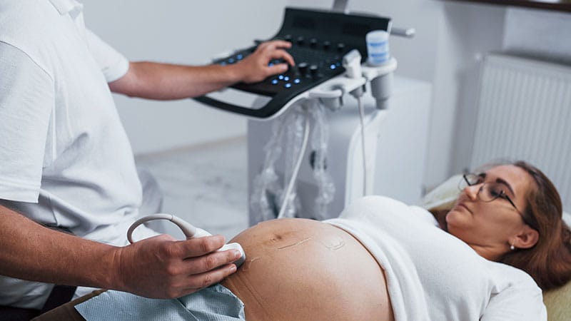 Alabama’s Plan for Robots in Maternity Care Sparks Debate