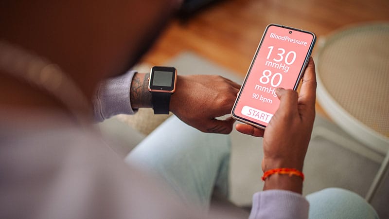 Smartwatch Hypertension Alerts Shouldn’t Replace Screening