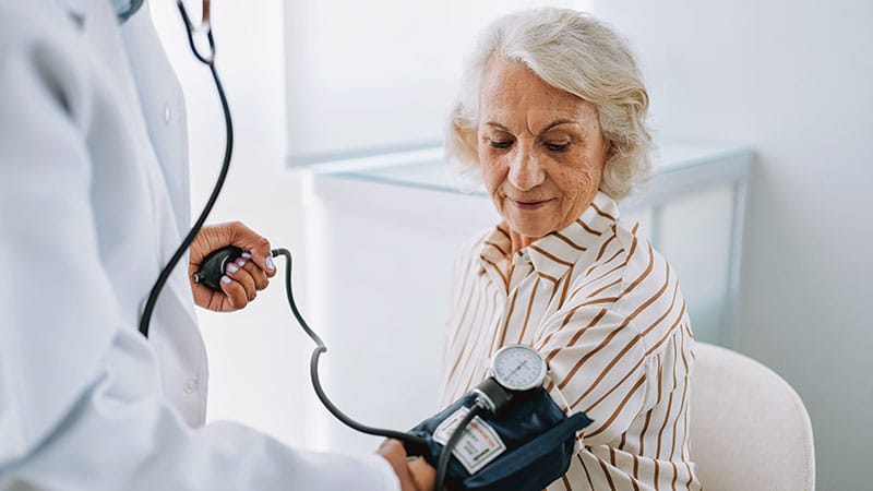 Hypertension artérielle : que se cache-t-il derrière l’inertie ...