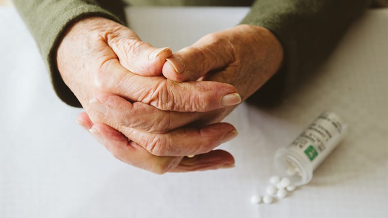 Chronic Pain: How to Wean Opioids From Arthritis Patients