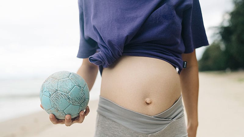 New FIFA Decision Aids Guide Players During, After Pregnancy