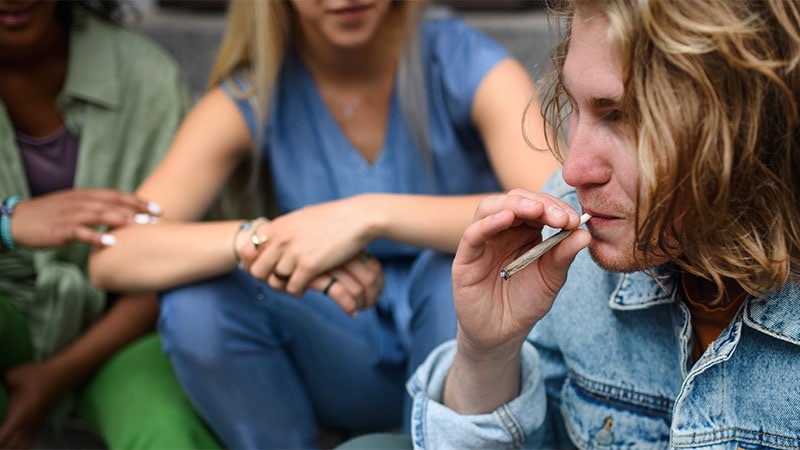 Cannabis Use Common in Teens With Chronic Pain, Study Finds