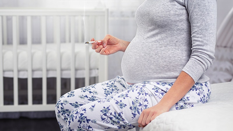 Les conseils sur le cannabis sont rares pendant la grossesse, même pour les consommatrices