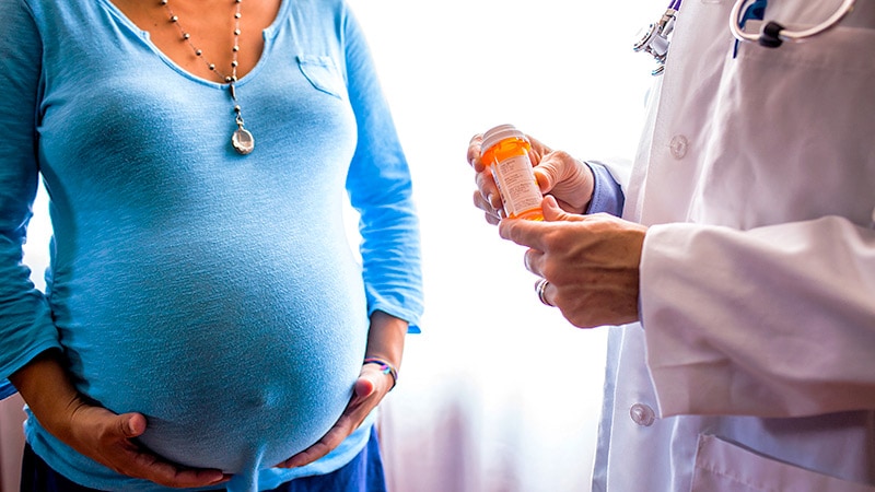 Hydroxychloroquine Levels Tied to Maternal Flares in SLE