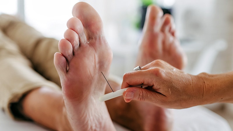 Reduced Risk for Peripheral Neuropathy Tied to Diabetes Med