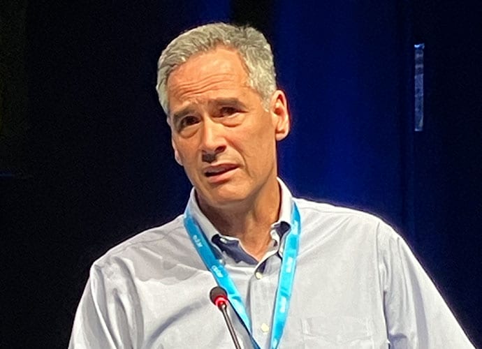 photo of Dr Yusuf Yazici 