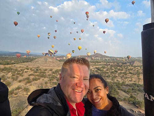photo of Dr. Lagisetty, MD and Capt. Roseborrough on their hot air balloon ride over Teotihuacan.