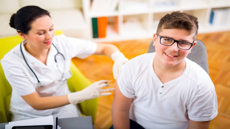 Most School-Leavers in England Yet to Have First MenB Dose